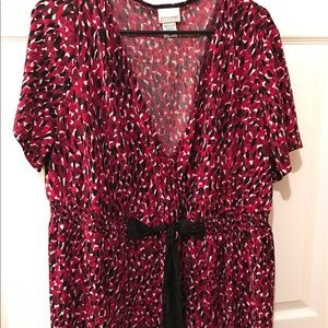 Plus size maternity top.