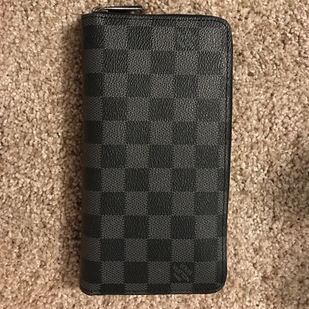 🚨24HR SALE🚨Checkered Wallet