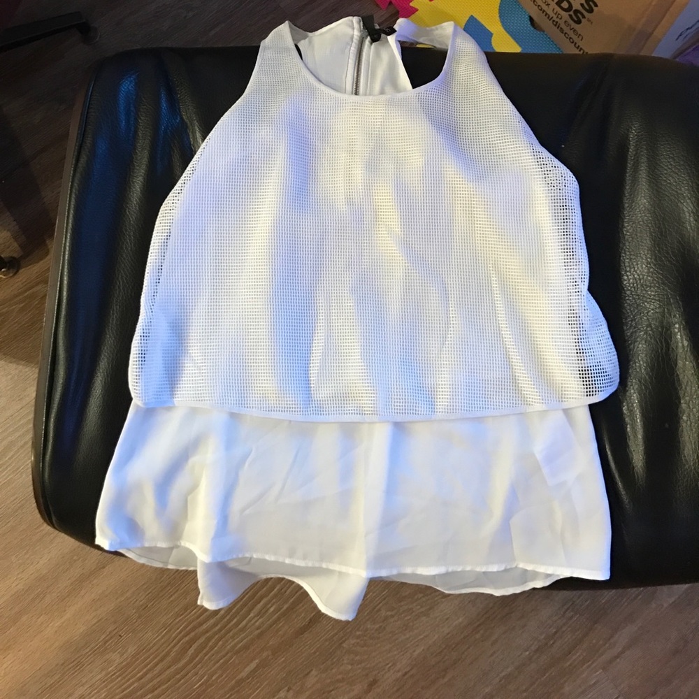 White banana republic tank