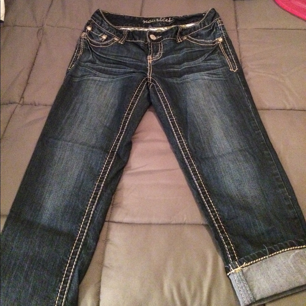 Maurice's dark wash jean capris