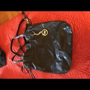 Black Michael Khors satchel