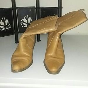 Tan Leather cowboy boots