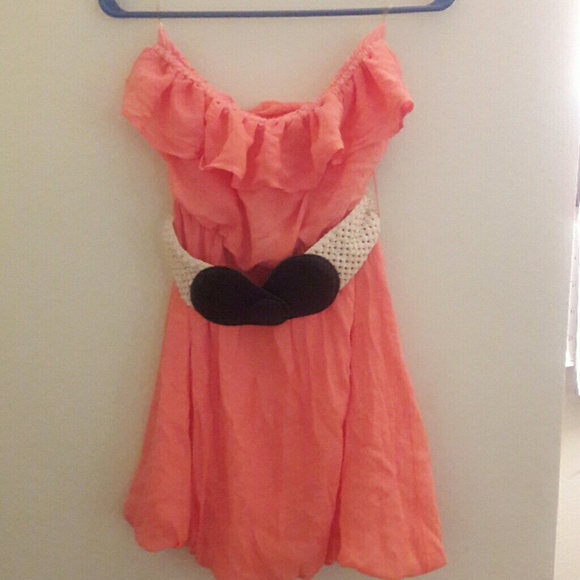 Tops & dresses - Picture 2 of 4