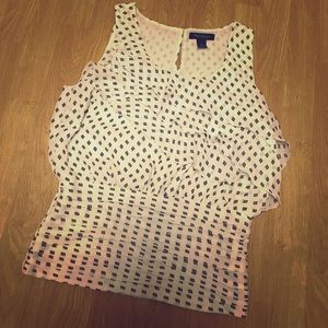 ✨👚Ruffled Top from White House Black Market👚✨