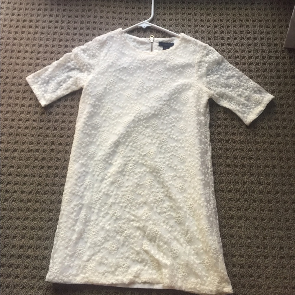 Cream short sleeves dress