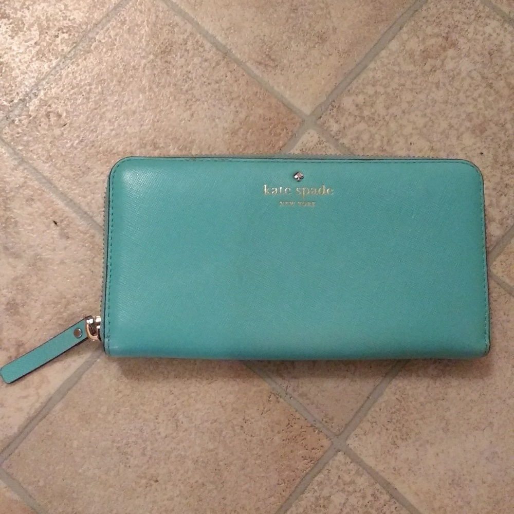 💙 ROBINS EGG KATE SPADE WALLET 💙