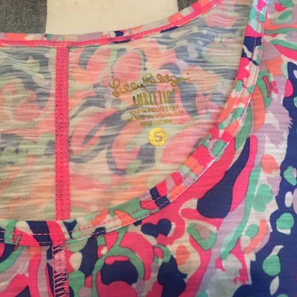 Lilly Pulitzer Tops - Lilly Pulitzer Luxletic Long-sleeve T-Shirt Lilly Pulitzer Tops - Lilly Pulitzer Luxletic Long-sleeve T-Shirt