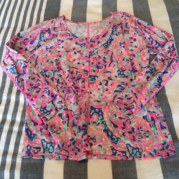 Lilly Pulitzer Tops - Lilly Pulitzer Luxletic Long-sleeve T-Shirt Lilly Pulitzer Tops - Lilly Pulitzer Luxletic Long-sleeve T-Shirt