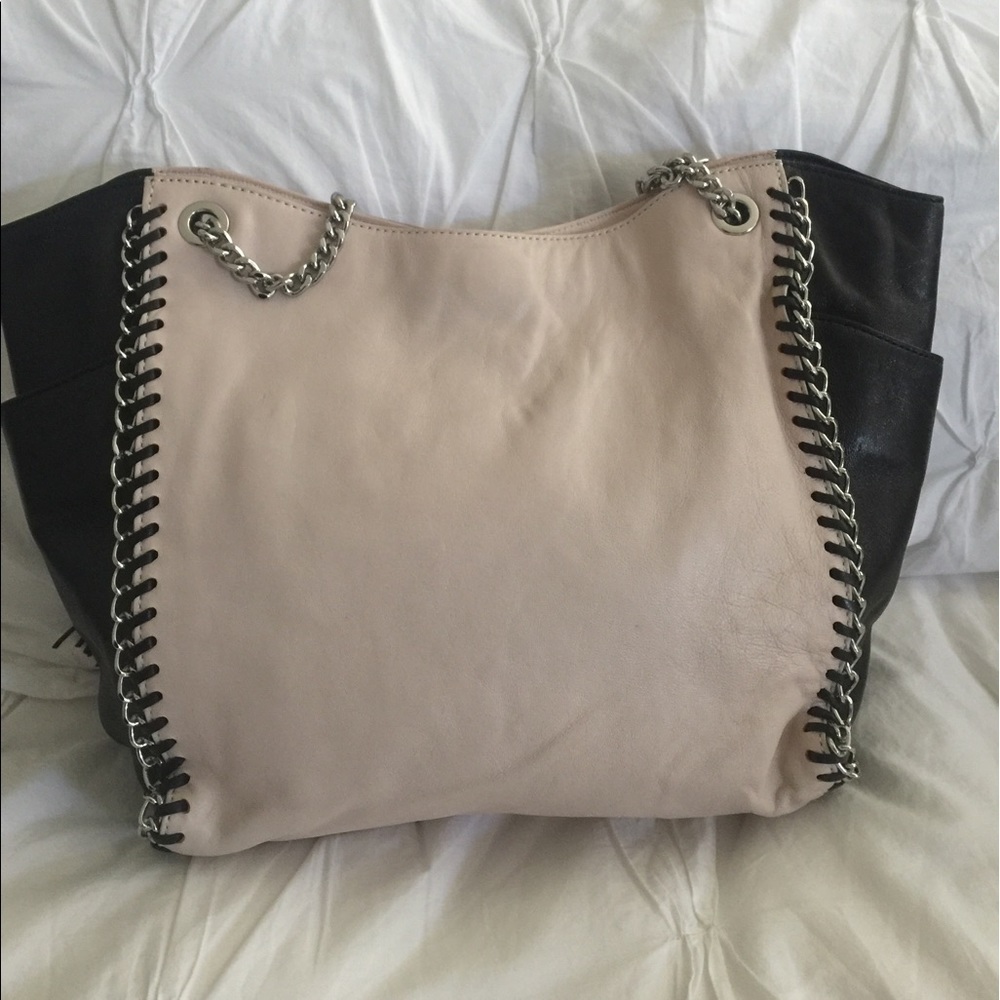 Michael Kors Chelsea Bag - Picture 3 of 8
