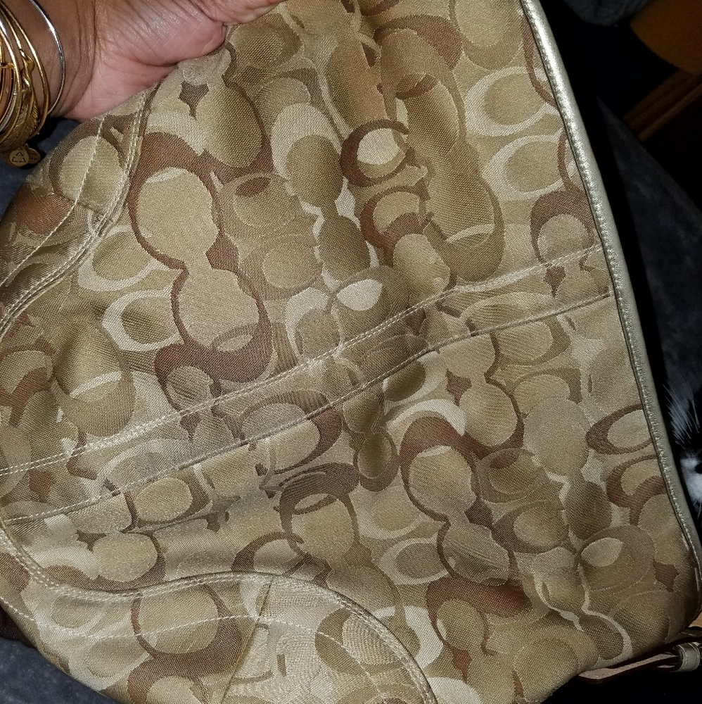 SIGNATURE COACH HOBO BAG WITH MATCHING WALLET