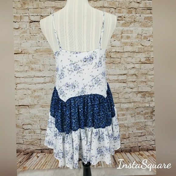 1 Left! Floral Color Block Tunic - Picture 3 of 3