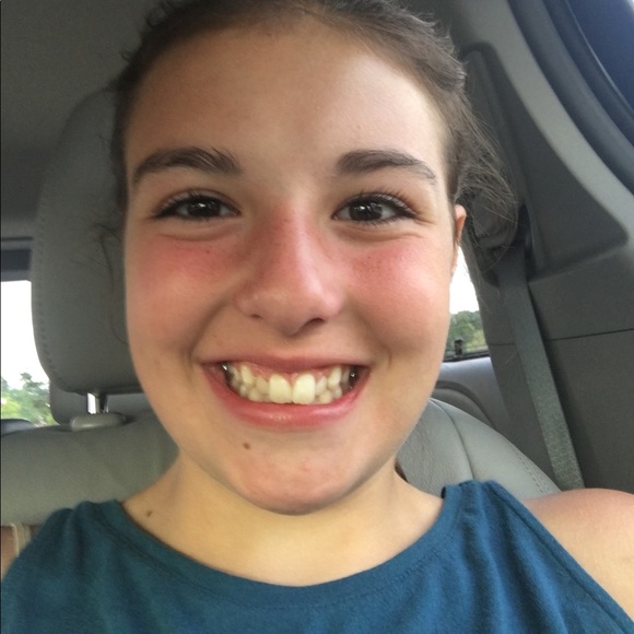 Meet your Posher, Lilly - Picture 1 of 1