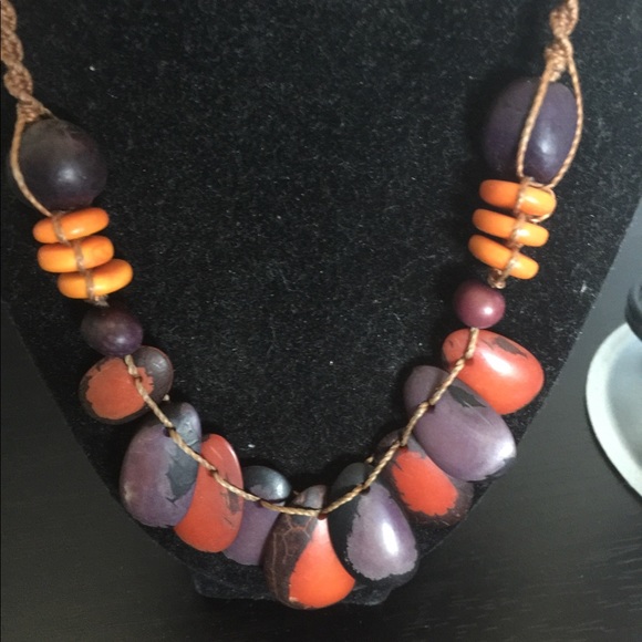 Beautiful handmade necklace - Picture 2 of 4