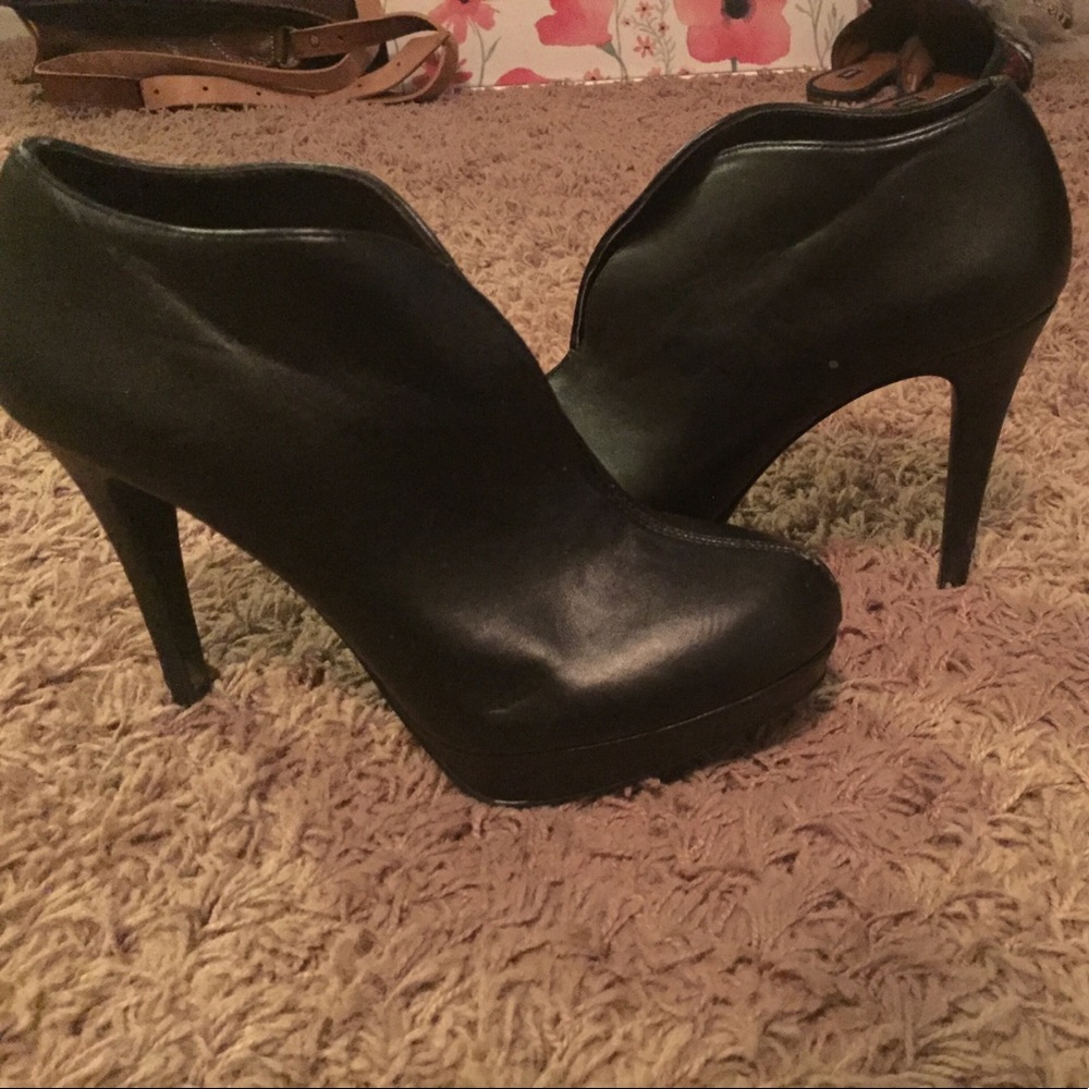 Audrey Brooke black heeled booties