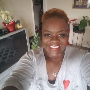 Meet your Posher, Annette