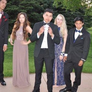 Meet your Posher, Edson