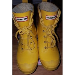 Hunter kids thurloe 3 yellow laceup rainboot