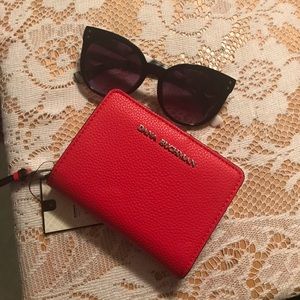 New Dana Buchman wallet in poppy