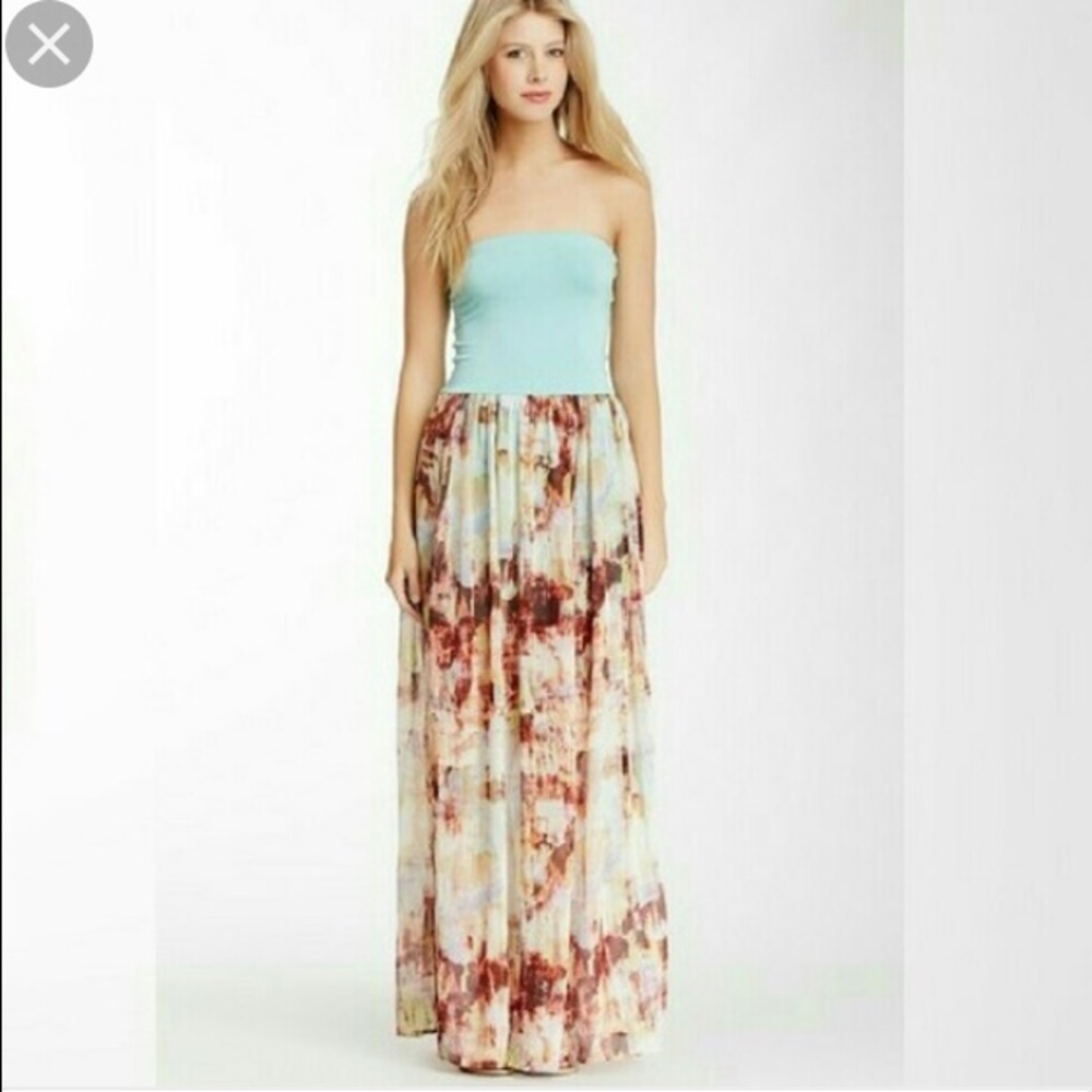 LAST CHANCE! seafoam maxi w/ flowy print skirt