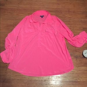 Lightweight quarter button shirt