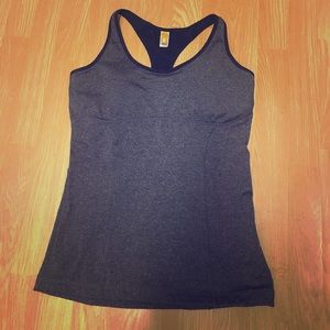 ✨🏃🏽‍♀️Grey Workout Top from Lucy🏃🏽‍♀️✨