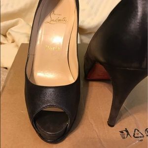 Authentic red bottoms