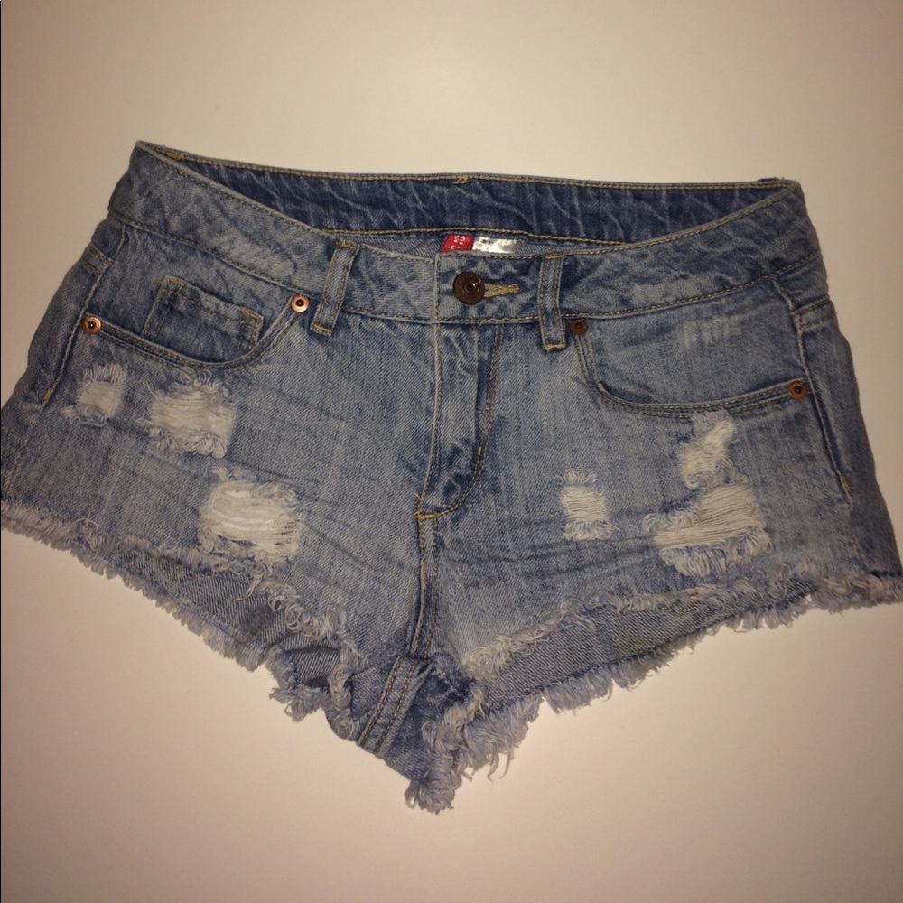 H&M Divided Light Wash Distressed Jean Shorts