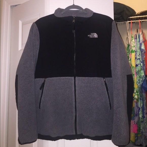 The North Face Jackets & Blazers - The North Face fleece jacket ❄️READ❄️