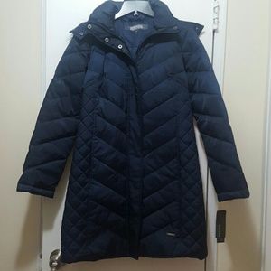 Brand new Women's coat by Kenneth Cole.