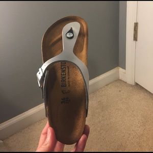 Birkenstock Gizeh Silver PRICE FIRM