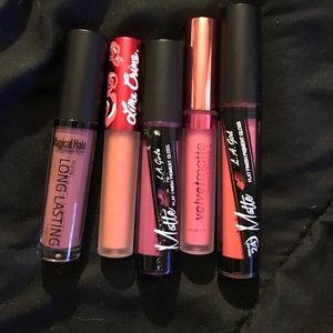 Liquid lipstick bundle