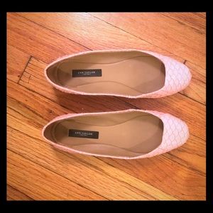 Pink scalloped ballet flats