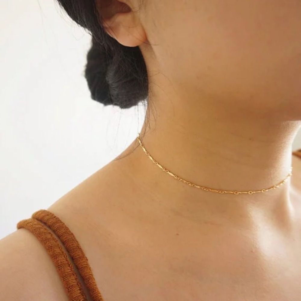 Pinched Choker - Picture 2 of 2