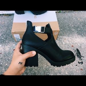 Super cute combat ankle booties!!