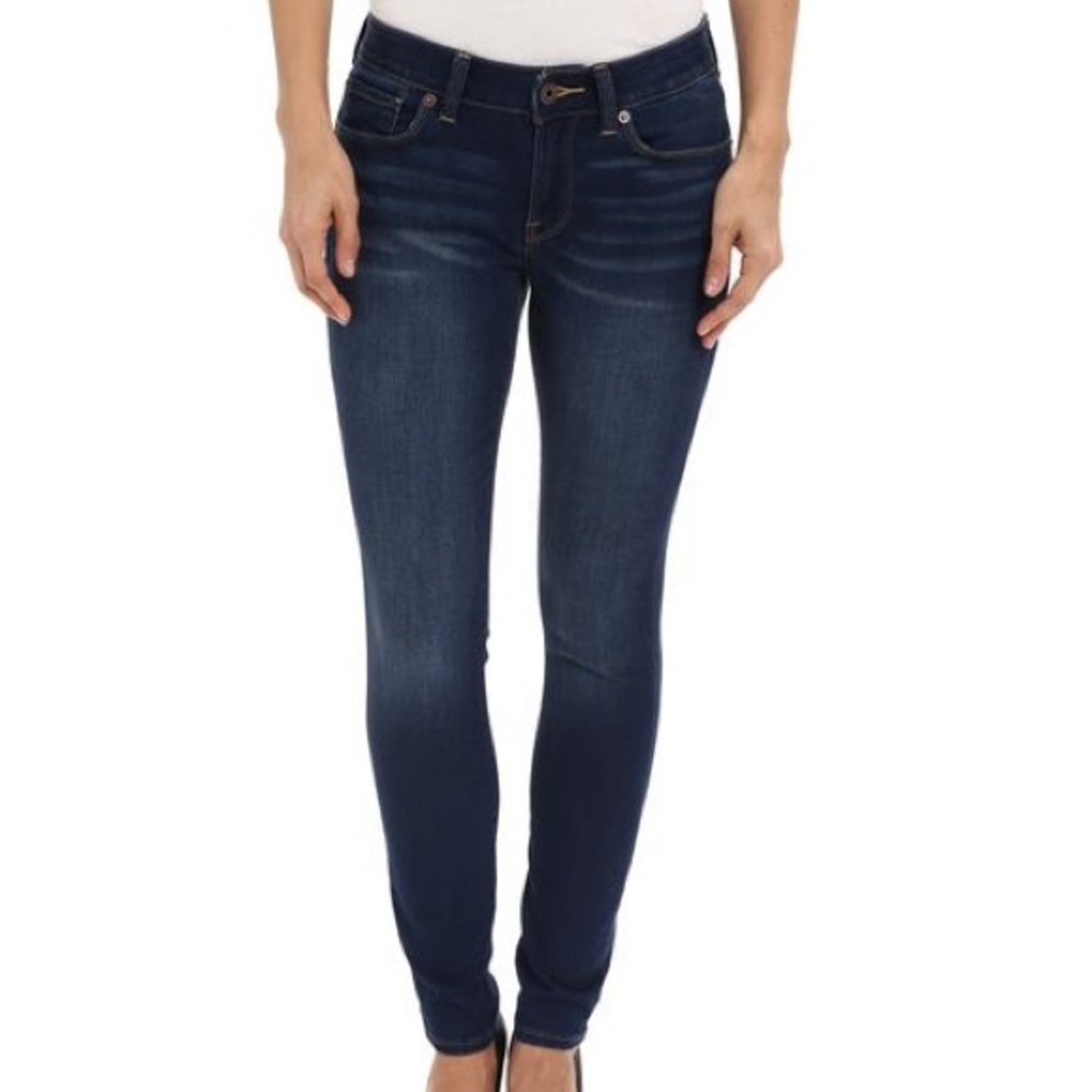 ✨SALE✨Lucky Brand Charlie Super Skinny Jeans