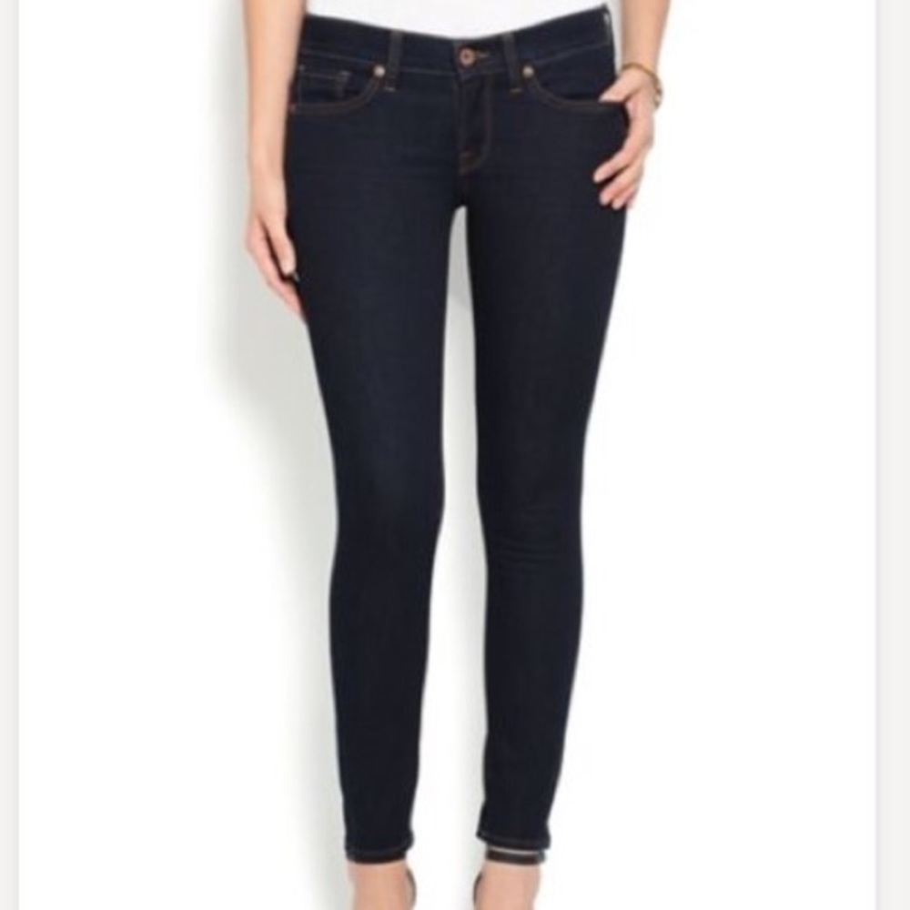 ✨SALE✨Lucky Brand Charlie Skinny Jeans