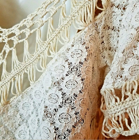 Umgee Crochet Lace Boho Vneck Slochy Top M - Picture 8 of 8