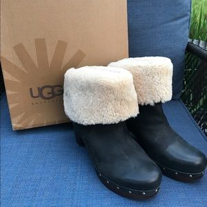 UGG Lynnea Boots- Size 9