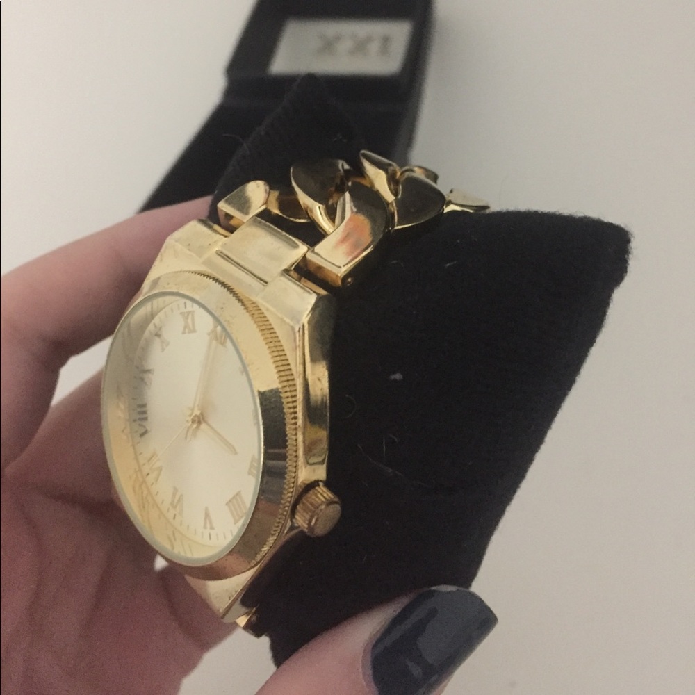watch - Picture 2 of 2