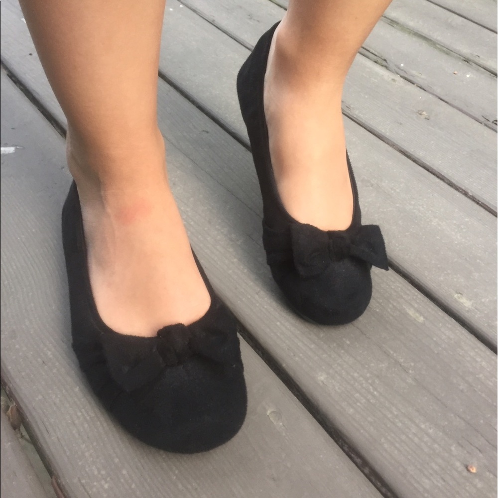 American Eagle ballet flats!