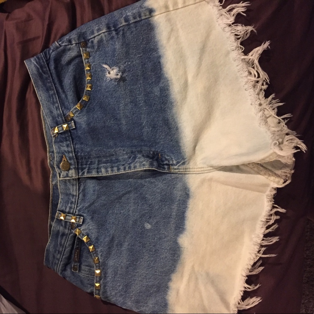 High wasted denim two toned shorts