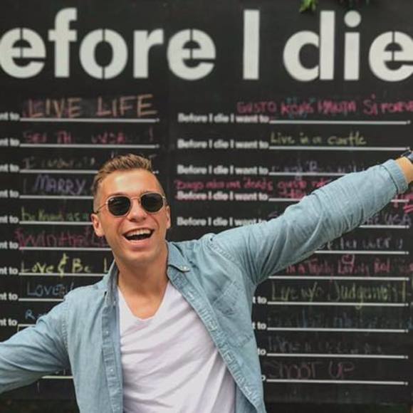 Meet your Posher, Spenser - Picture 1 of 1