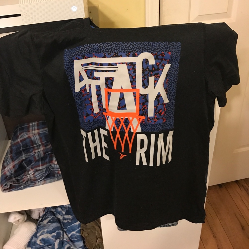 Old navy shirt