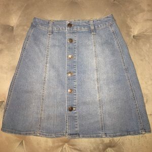 Hipster light denim skirt