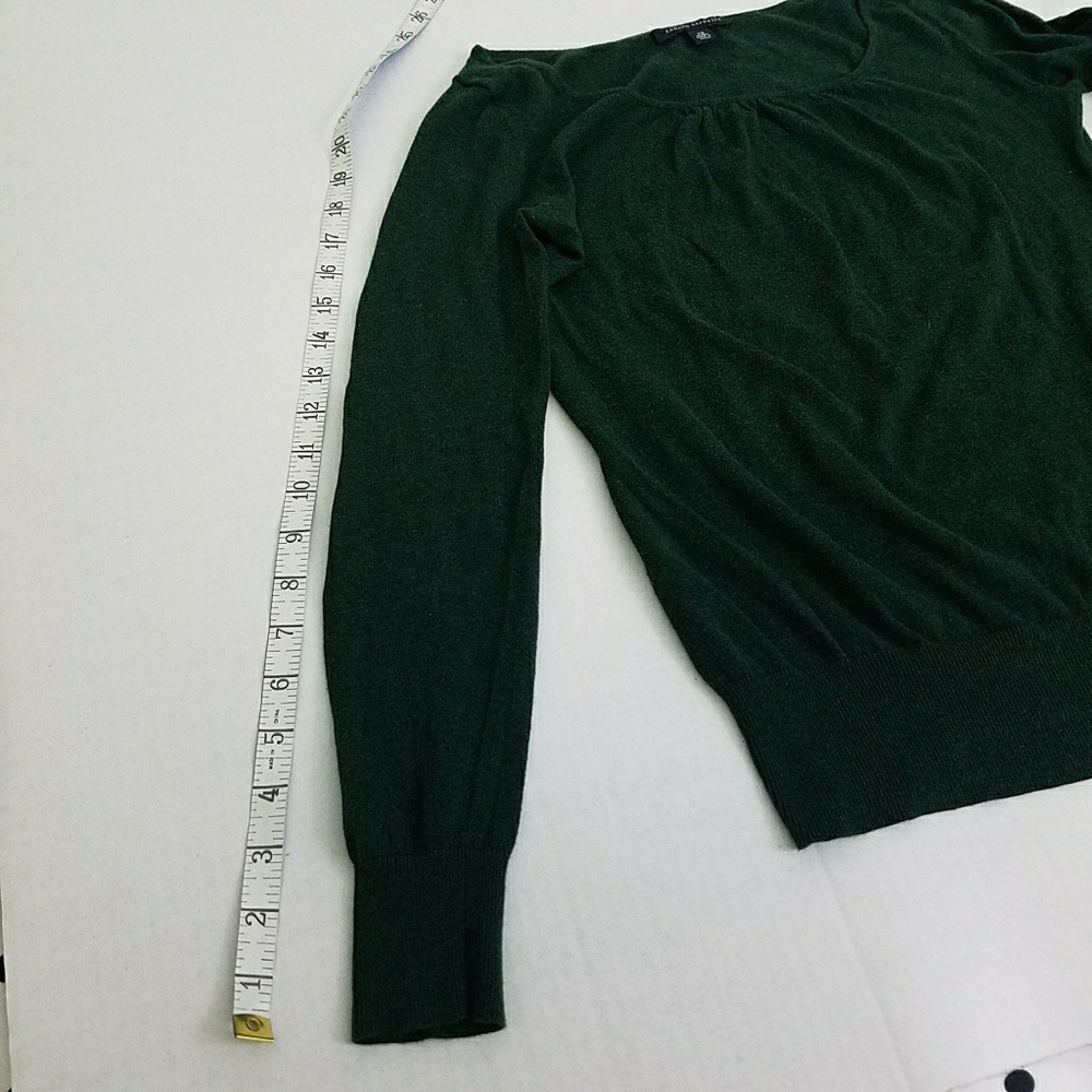BANANA REPUBLIC Scoop Neck Lightweight Sweater - Picture 6 of 8