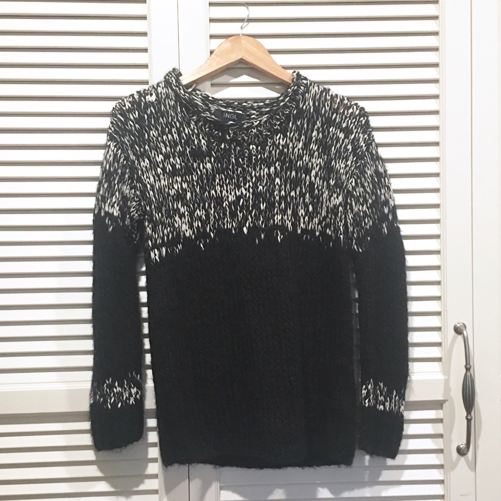 Black and Grey Knit Sweater - Picture 1 of 1