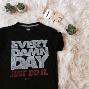 Nike 'Every damn day' T-shirt