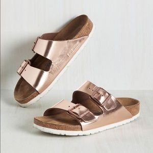 birkenstock rose gold arizona soft footbed metallic sandals