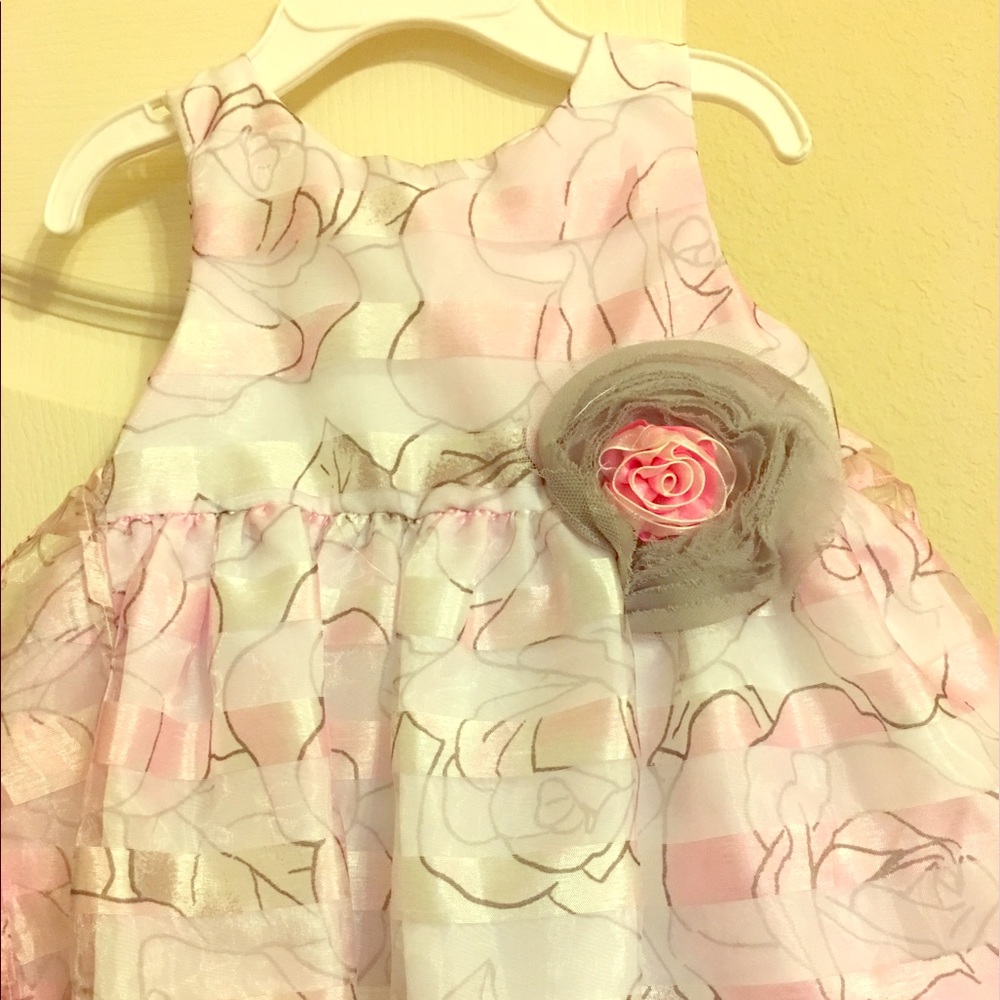 Girls dress