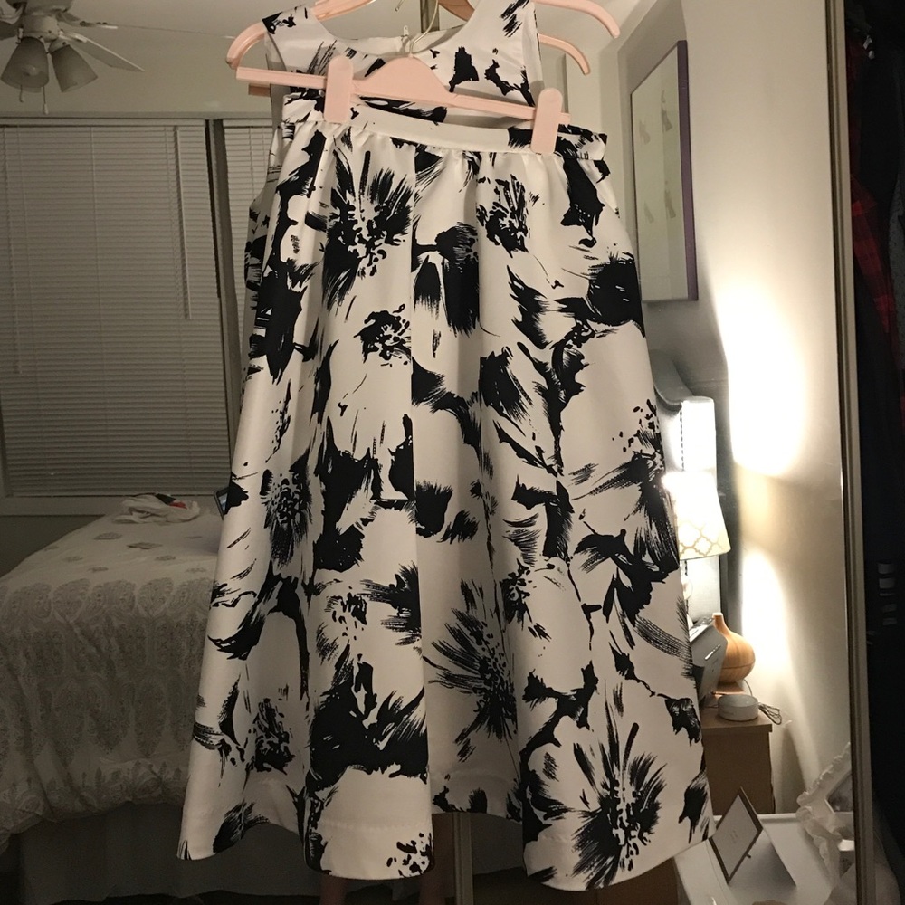 Parker top and skirt set